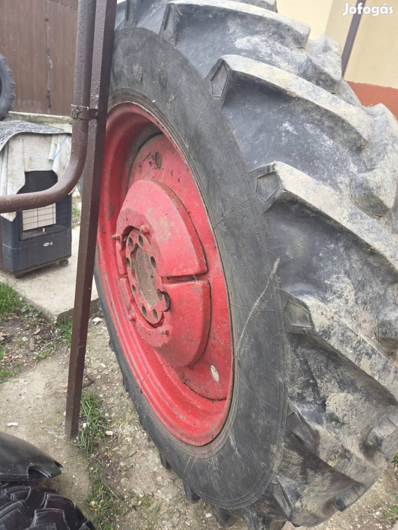 1db 16.3x38 gumi felnivel 