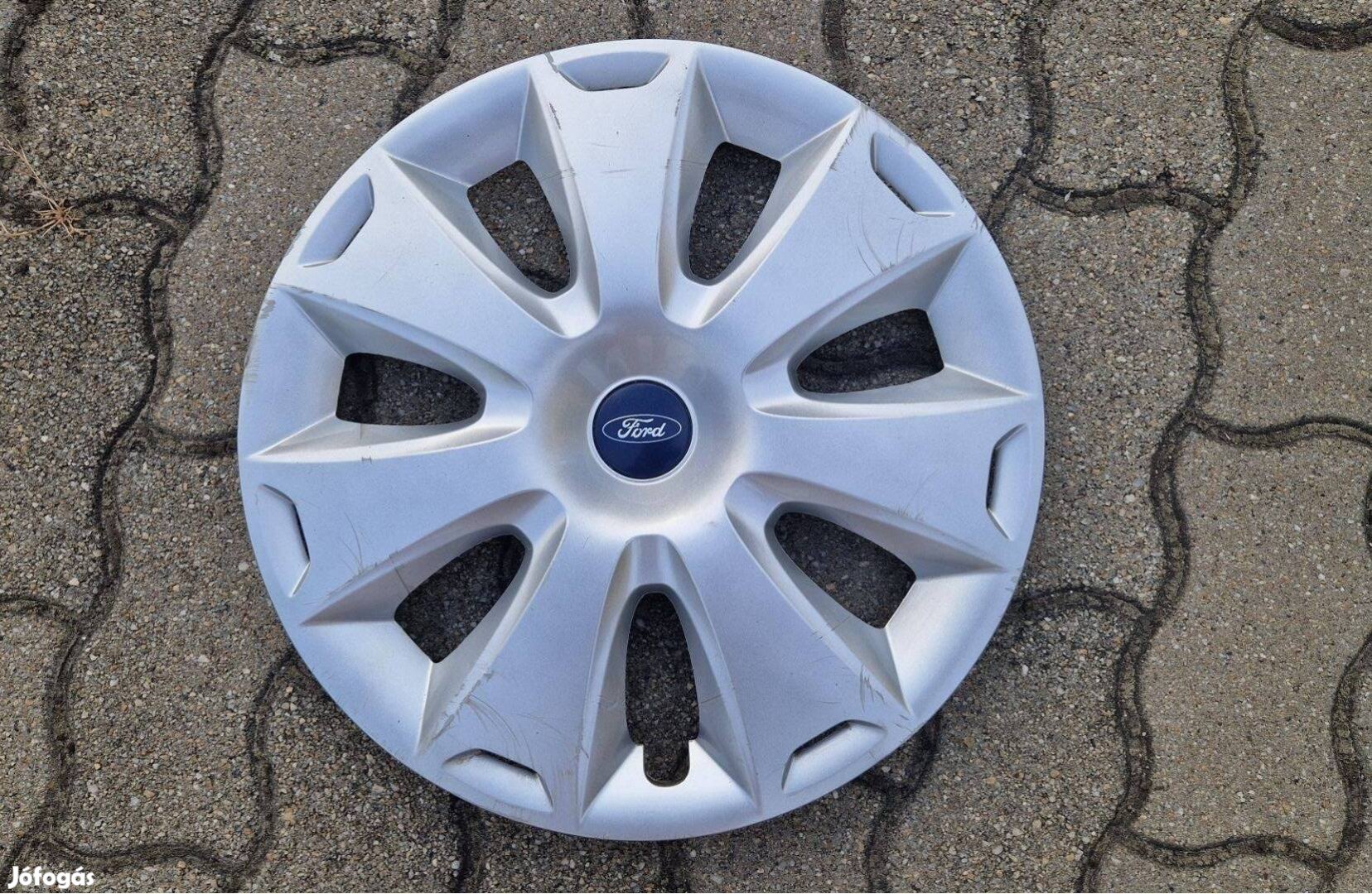 1db 16" Ford gyári dísztárcsa