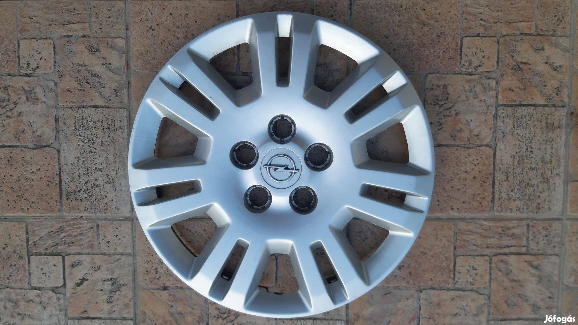 1db 16" Opel gyári dísztárcsa