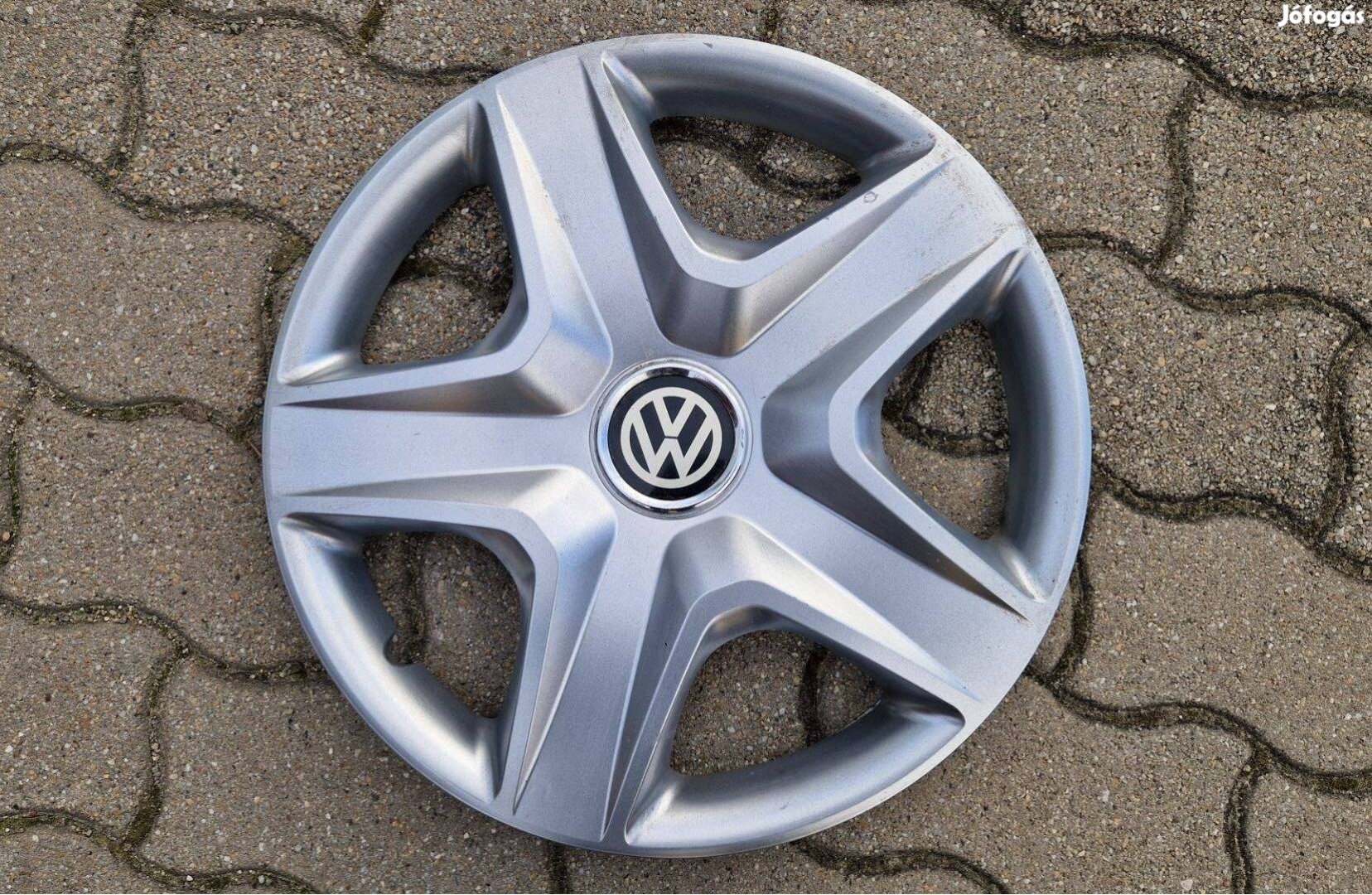 1db 16" VW Volkswagen emblémás dísztárcsa