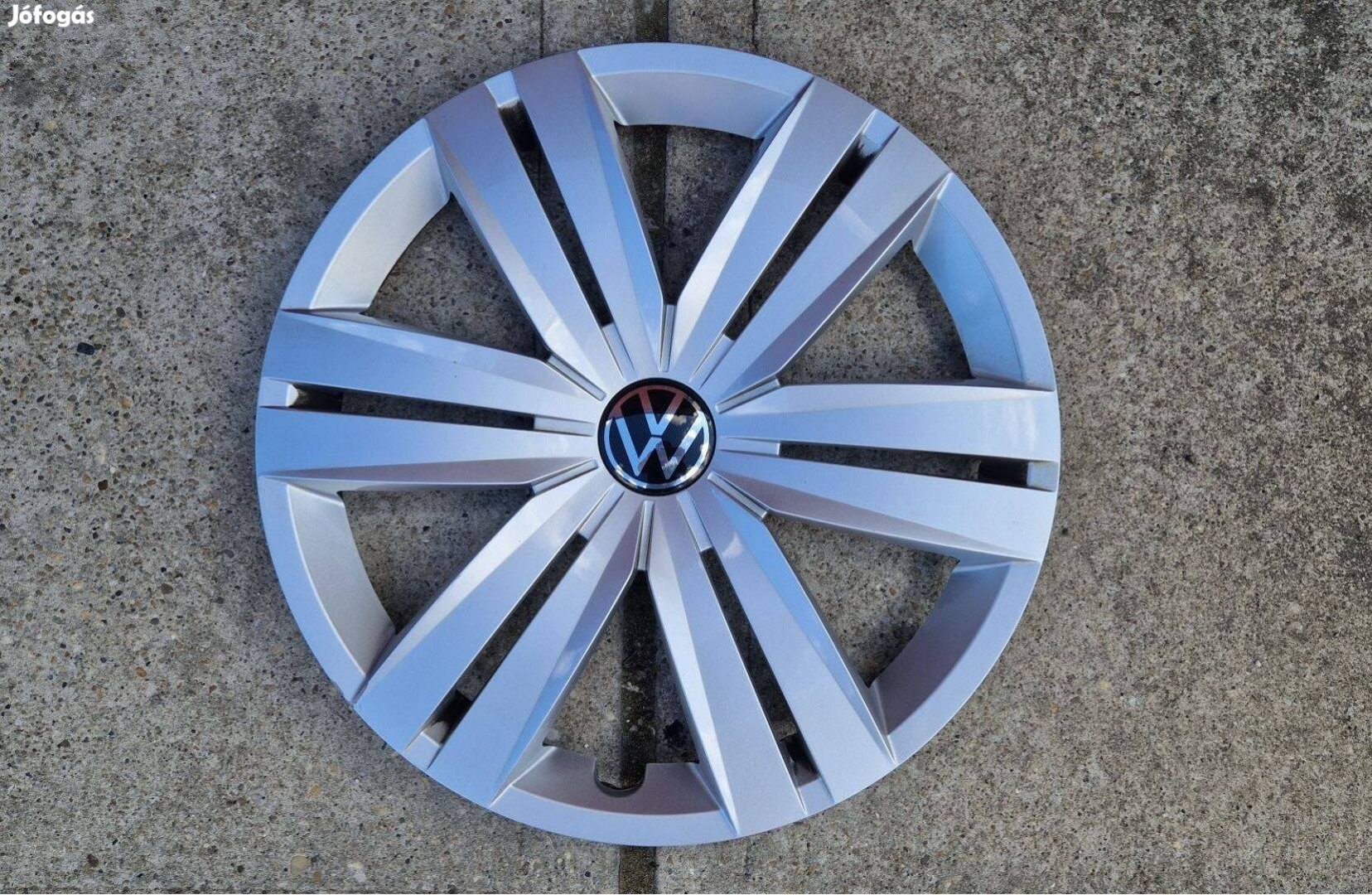 1db 16" VW Volkswagen gyári dísztárcsa