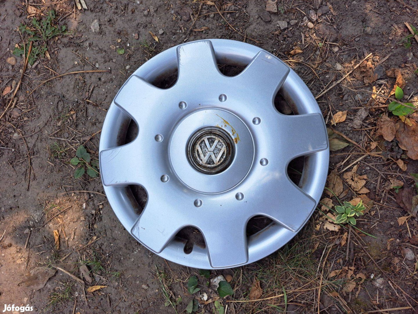 1db 16" Volkswagen gyári dísztárcsa eladó!!! (Kód 92) ára 3000Ft