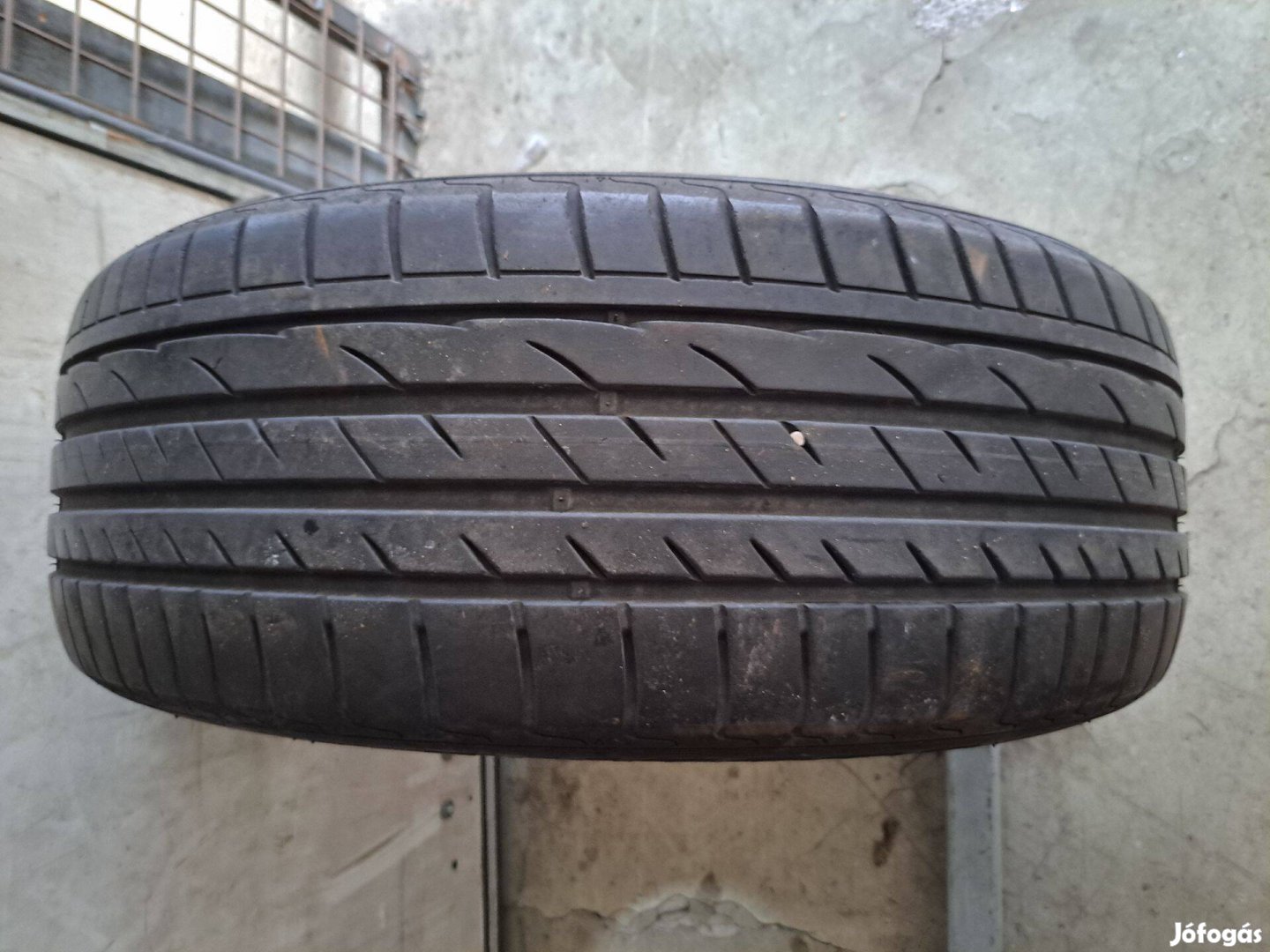 1db 205/55R16 Laufenn S Fitt EQ+ (peremvédős) Nyári gumi eladó (DOT21