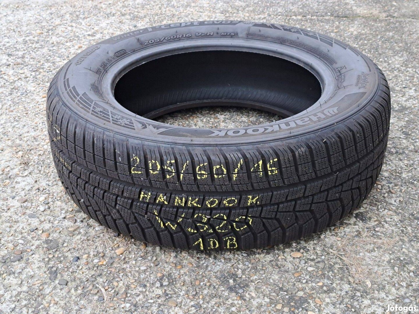 1db 205/60 R16 Hankook W320 MO téli gumi 205/60R16