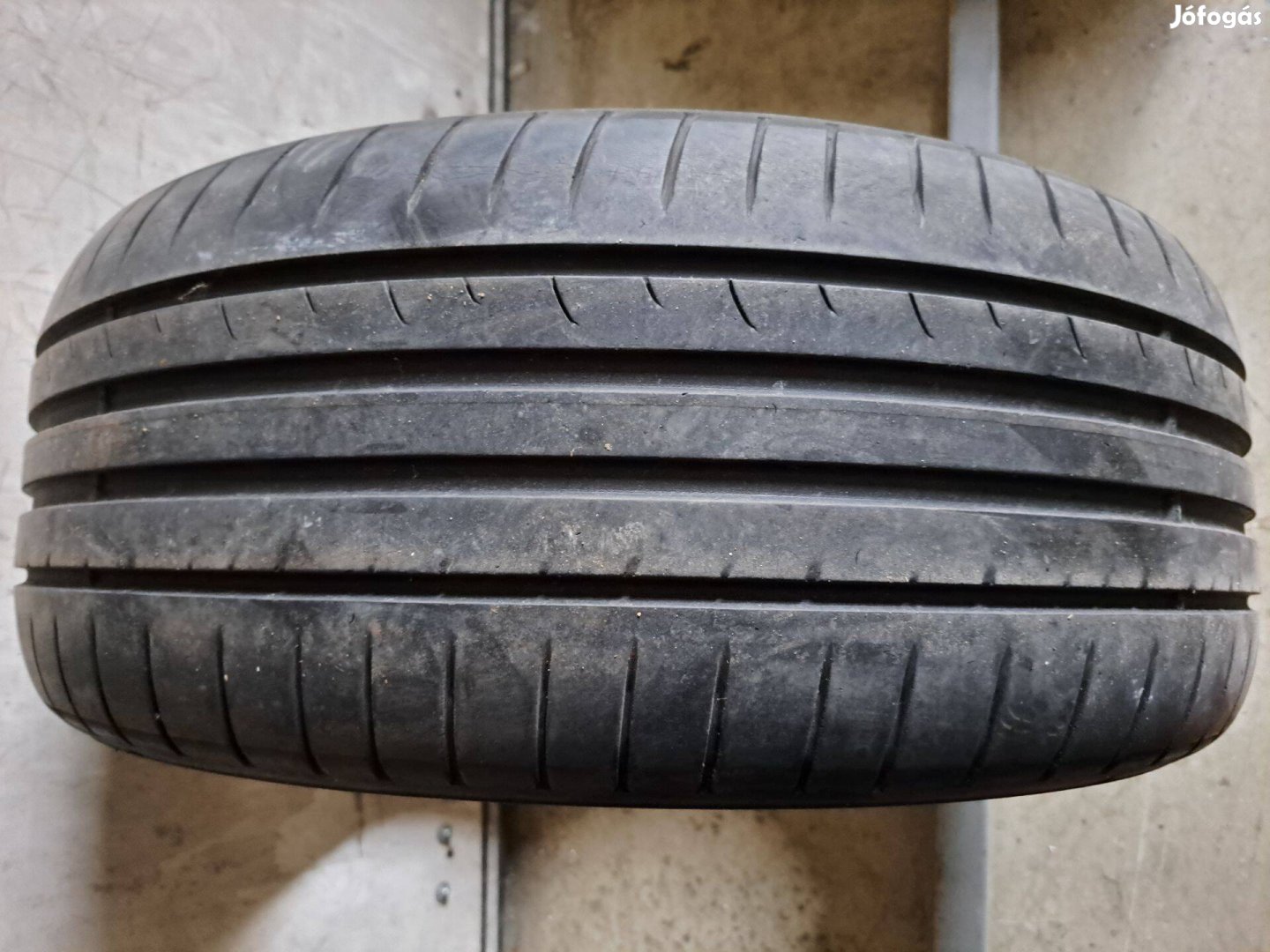 1db 215/55 R16 Dunlop Spert Bluresponse nyári gumi eladó!!! ára 5000Ft