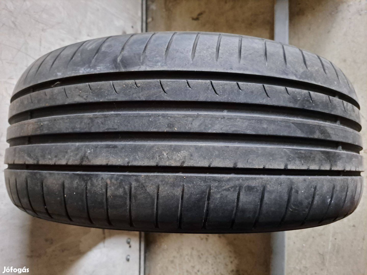 1db 215/55 R16 Dunlop Spert Bluresponse nyári gumi eladó!! ára 5000Ft