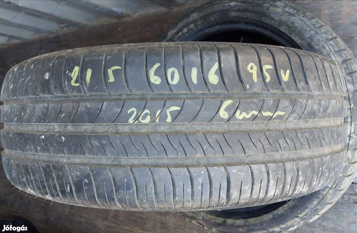 1db 215/60 r16 Michelin Energy Saver nyári 2015 6mm 12700 Ft