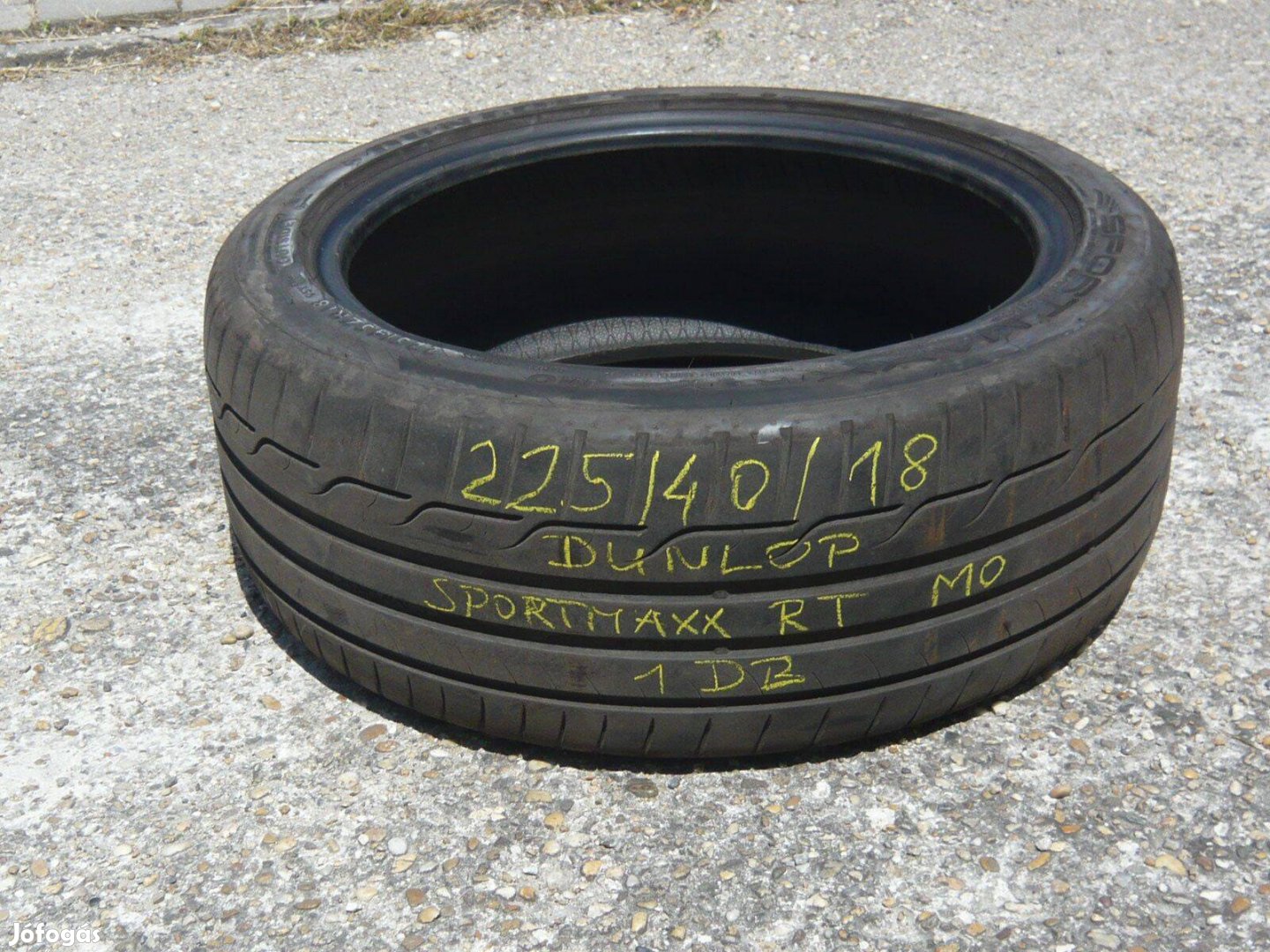 1db 225/45 R18 Dunlop Sportmaxx RT nyári gumi 225/45R18