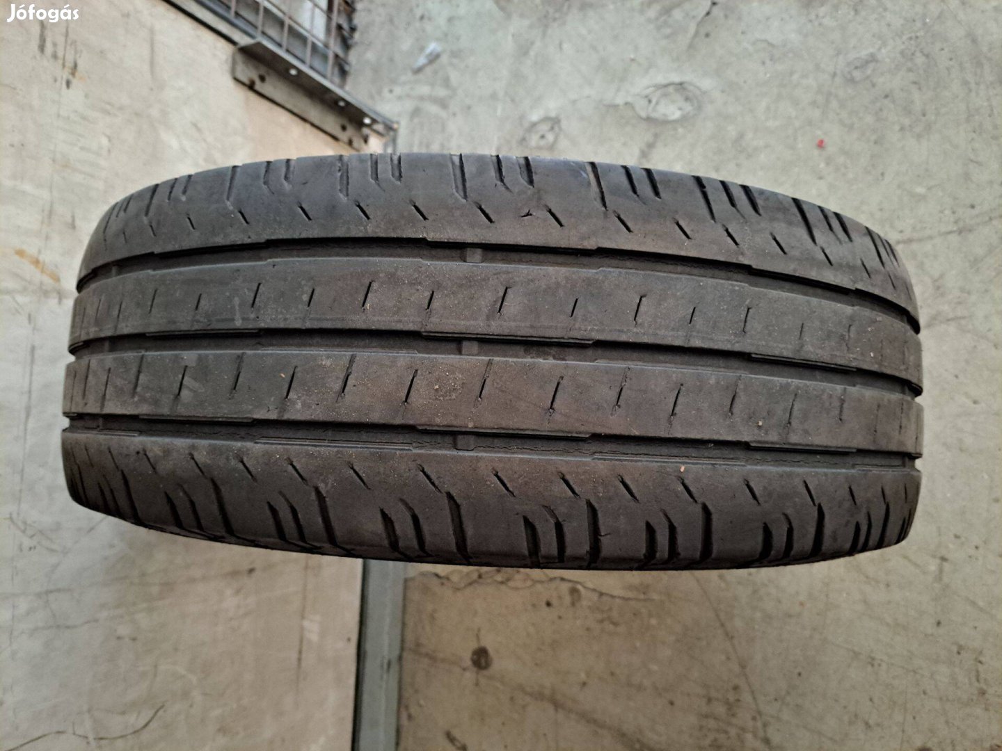 1db 225/65 R16C Continental Contivancontact 200 nyári teherautó gumi