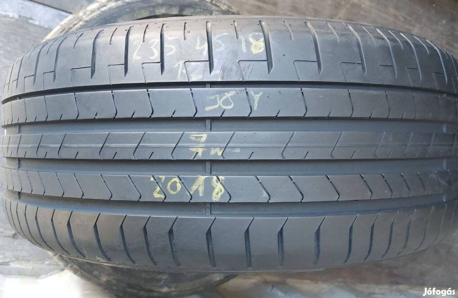 1db 235/45 r18 Pirelli PZ 4 nyári 2018 7mm 20000 Ft