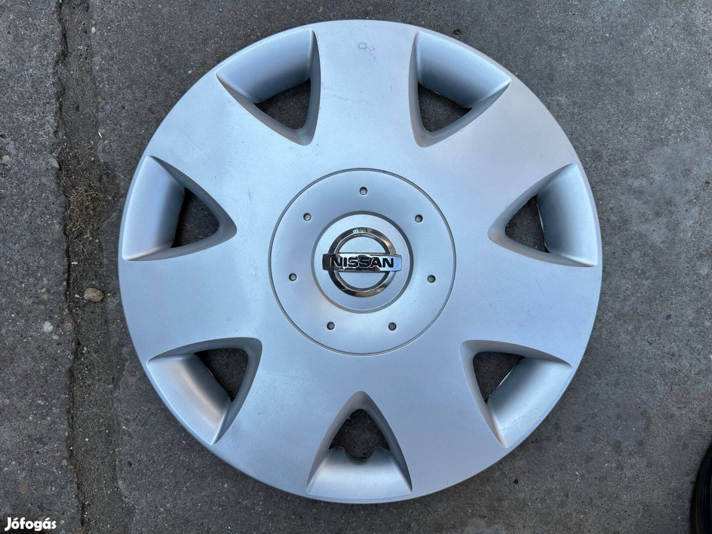 1db Nissan 15-ös gyári disztárcsa eladó!