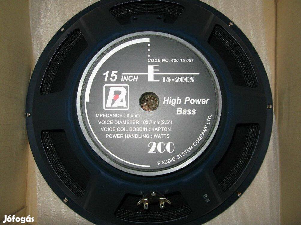 1db P Audio E 15-200S 15"(40cm), más 1-1db hangszórók