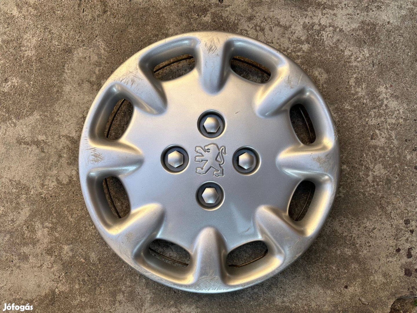 1db Peugeot 13-as gyári disztárcsa eladó!!!