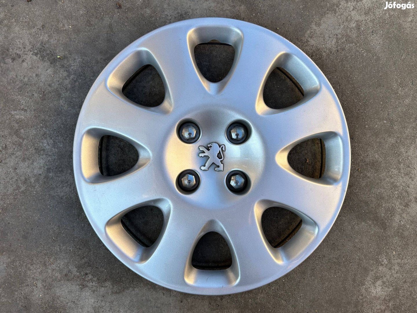 1db Peugeot 15-ös disztárcsa eladó!