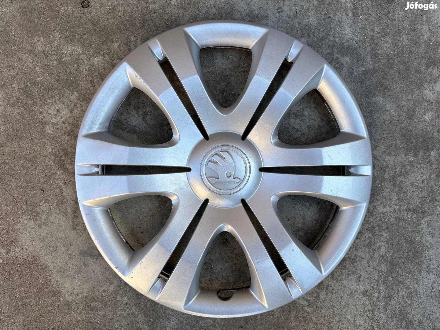 1db Skoda 15-ös disztárcsa eladó!