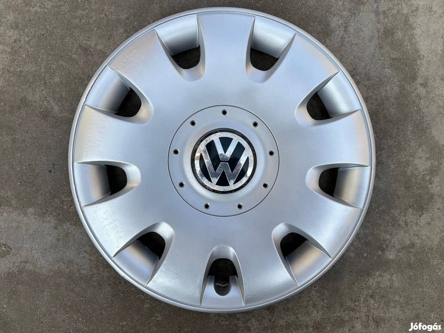 1db Volkswagen 15-ös gyári disztárcsa!