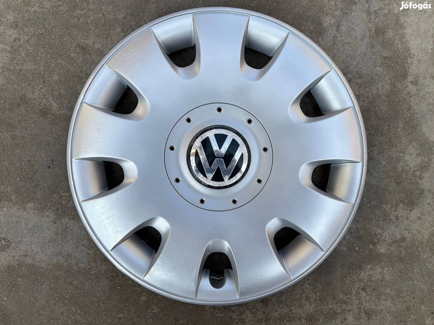 1db Volkswagen 15-ös gyári disztárcsa!