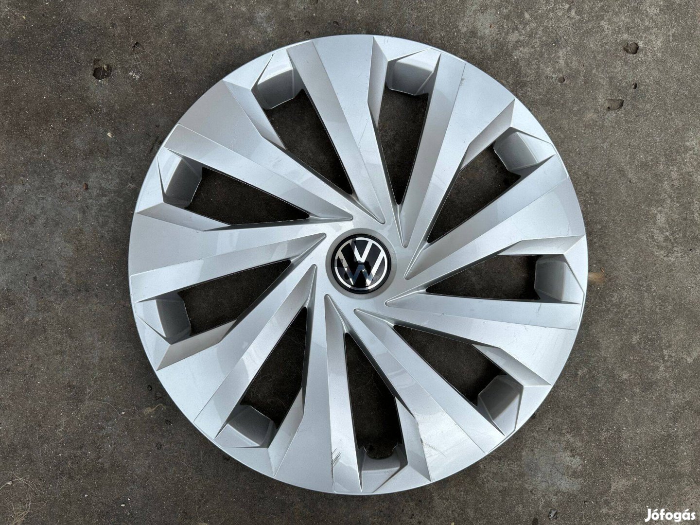 1db Volkswagen 15-ös gyári disztárcsa eladó!