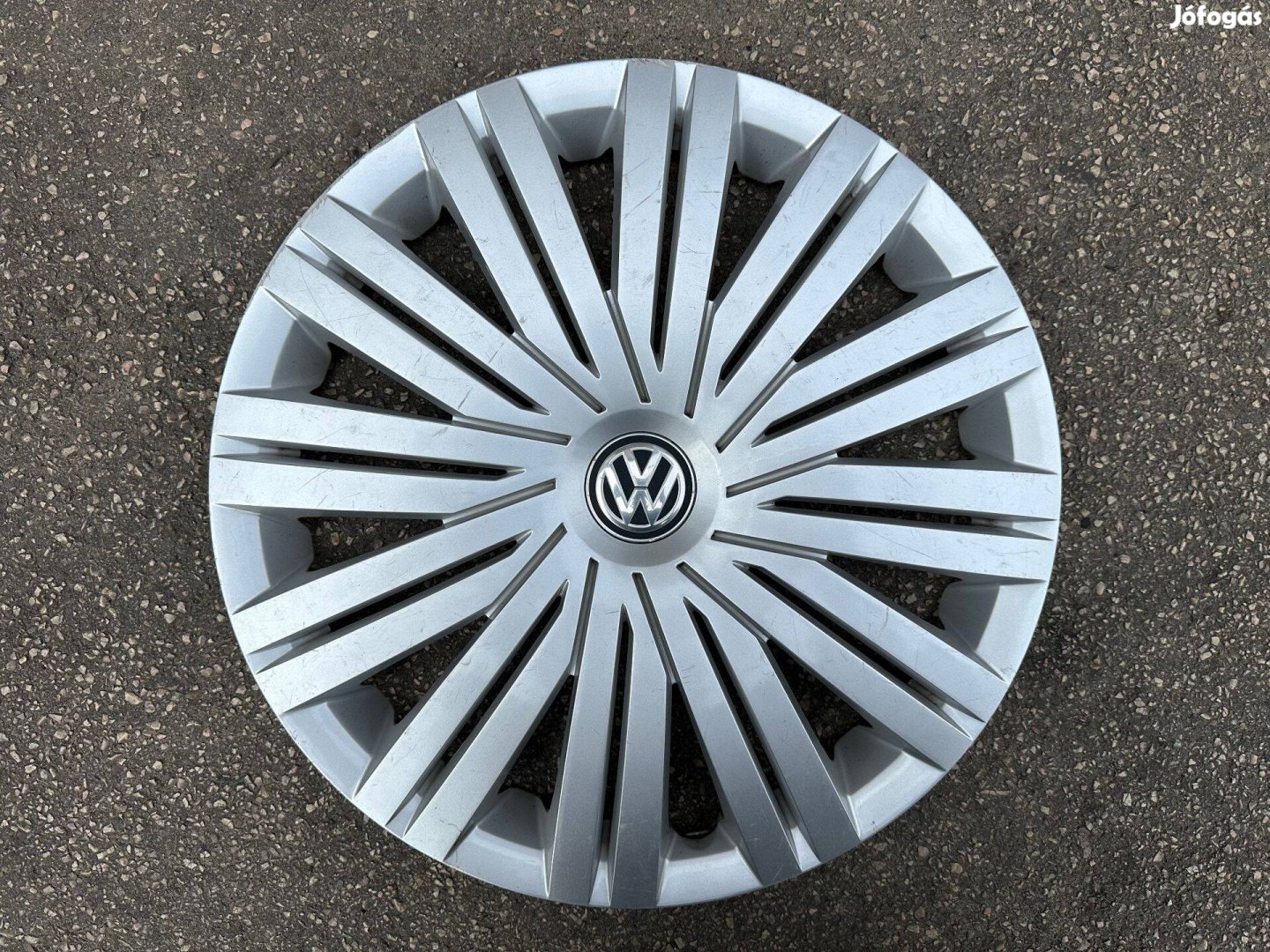 1db Volkswagen 15-ös gyári disztárcsa eladó!