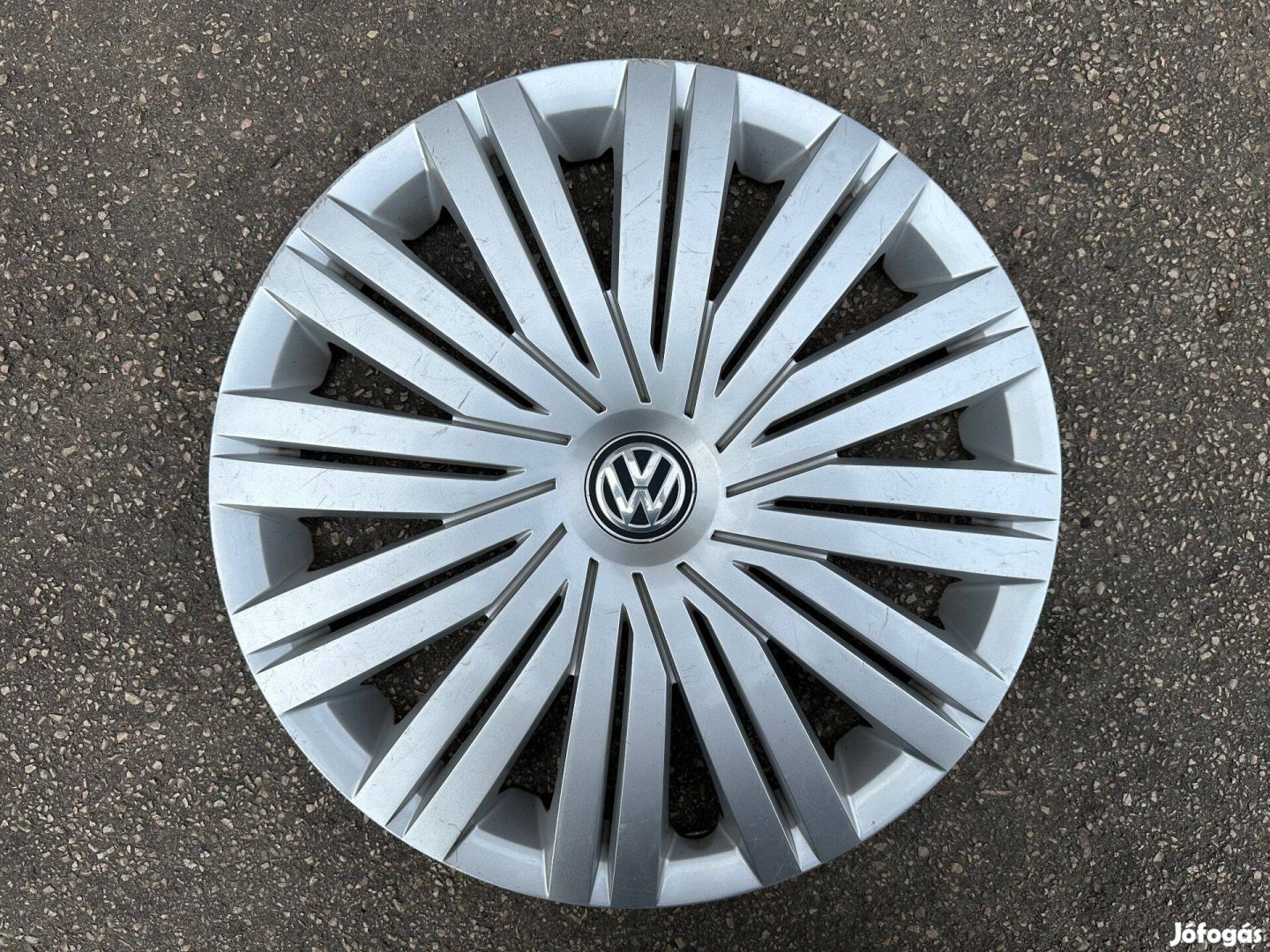 1db Volkswagen 15-ös gyári disztárcsa eladó!