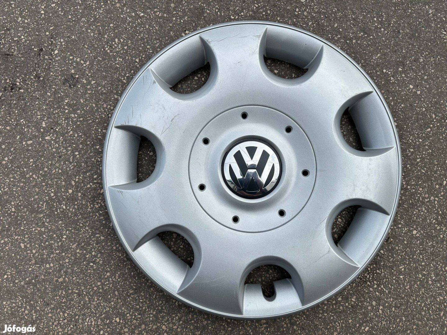 1db Volkswagen 16-os gyári disztárcsa!