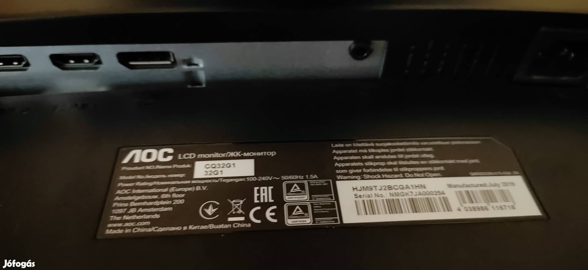 1db  aoc 32g1monitor  törött