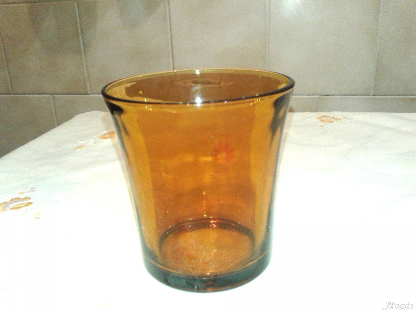 1db borostyán színű retró üveg pohár víznek vagy üdítőnek 600 Ft