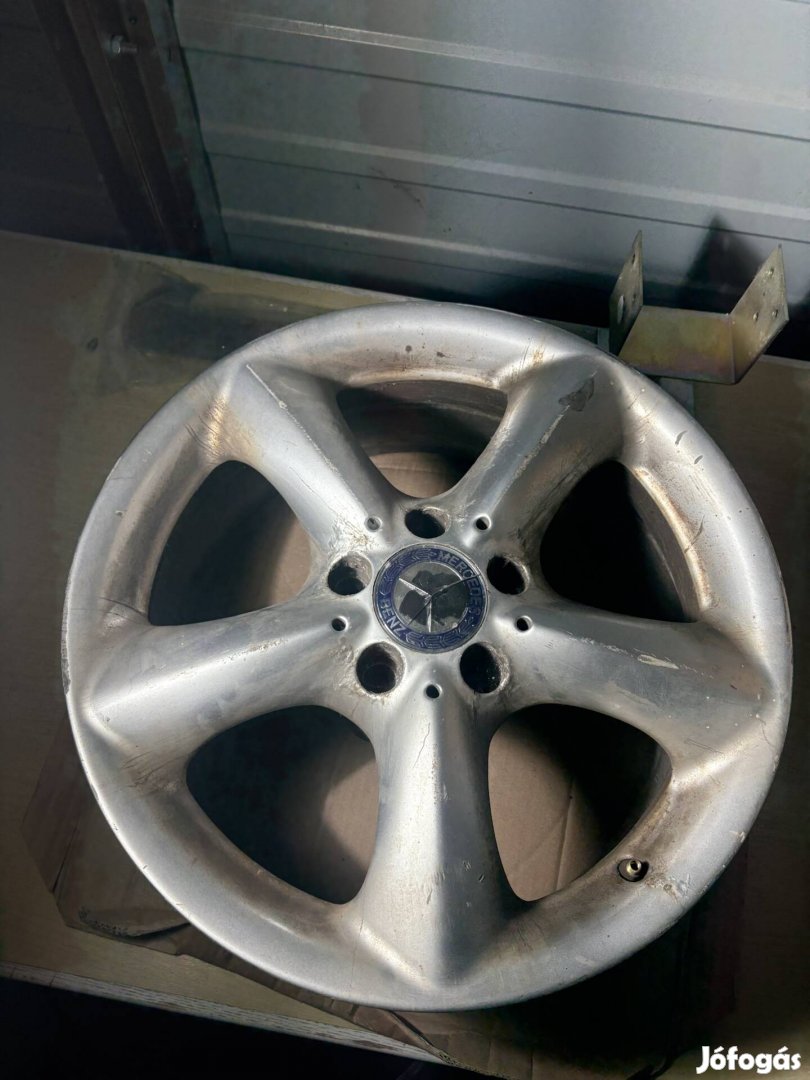1db használt mercedes alufelni