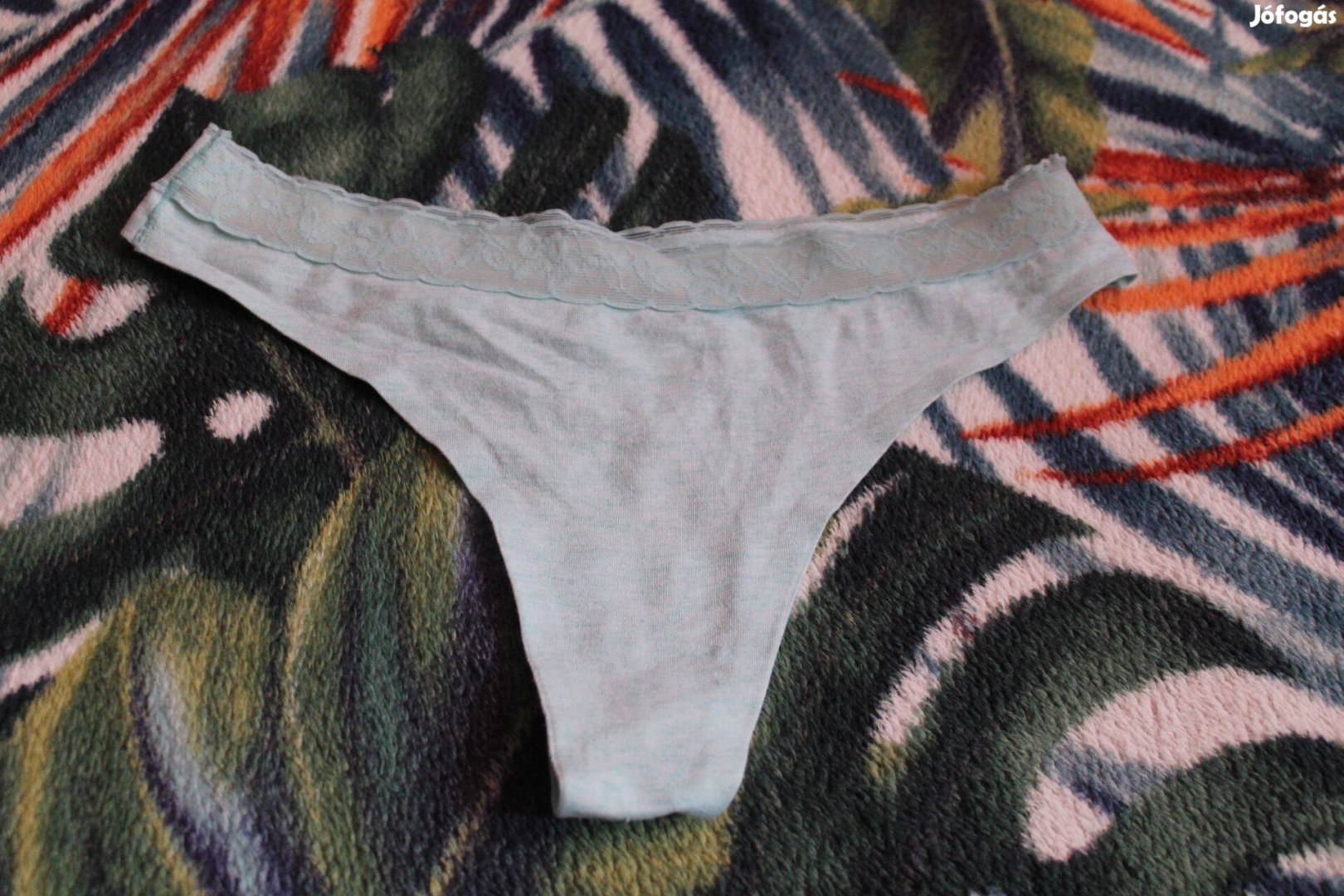 1db turkiz lezervagott tanga, SM, Uj