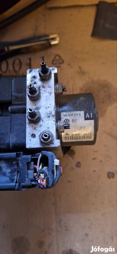 1k0907379P/1k0614117H Volkswagen abs kocka