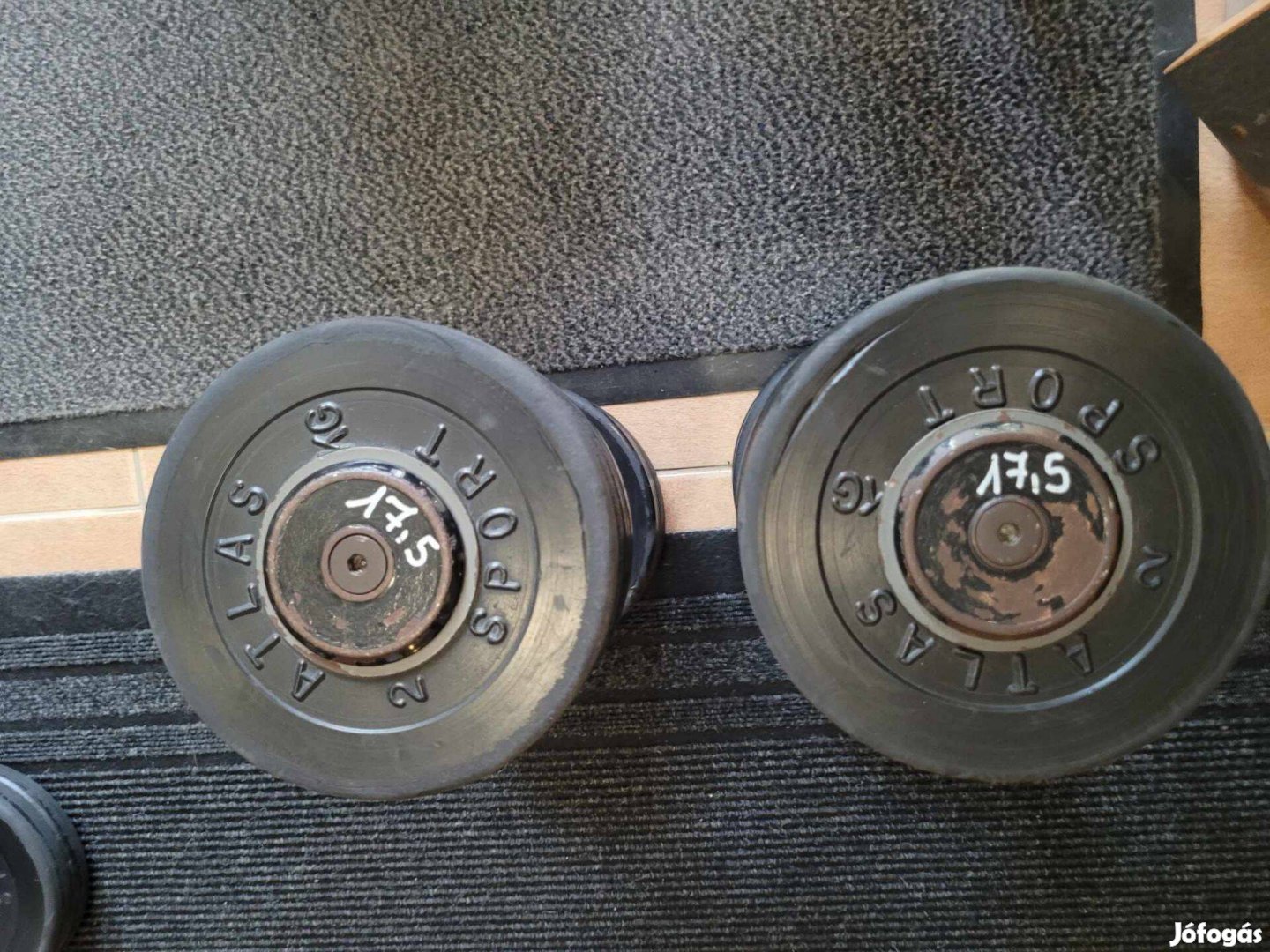 1pár Atllas 17,5kg kézi súlyzó