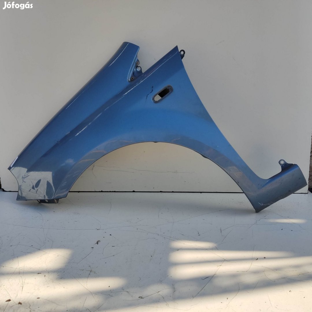 200135 Fiat Grande Punto bal első sárvédő, a képen látható
