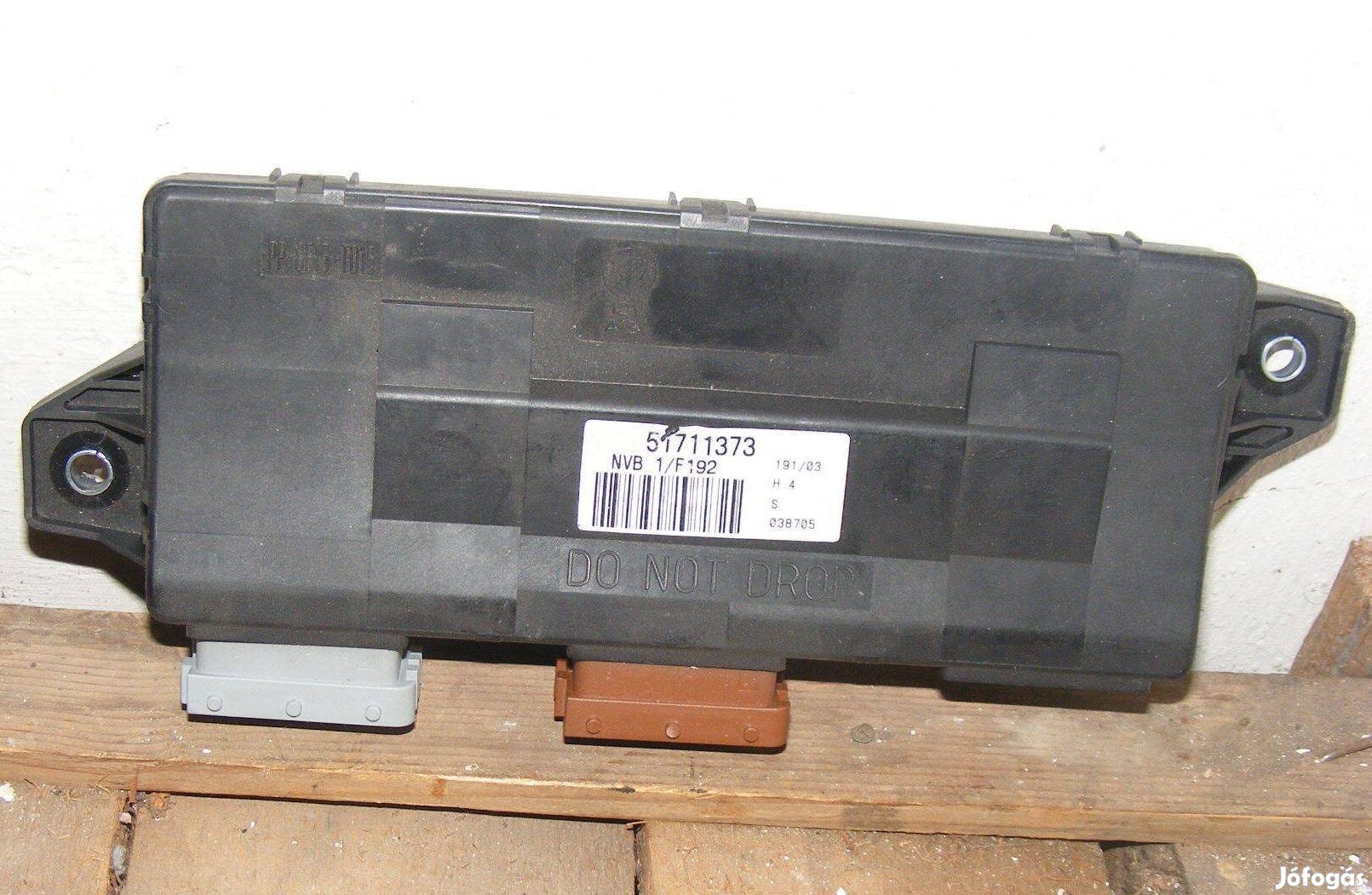 2003-as 5 ajtós Fiat Stilo Hátsó Ajtó Vezérlő