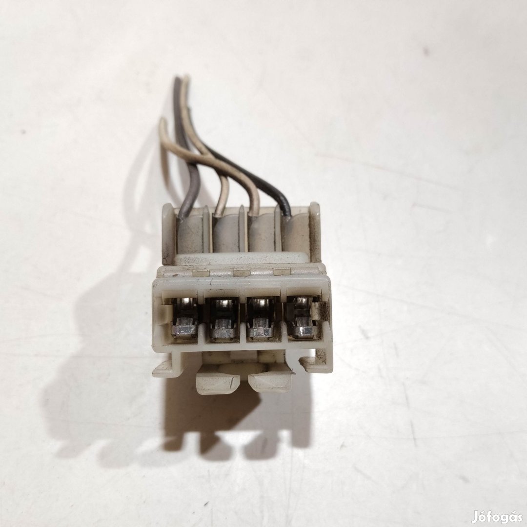 200438 Fiat Grande Punto hátsó lámpa elektromos csatlakozó