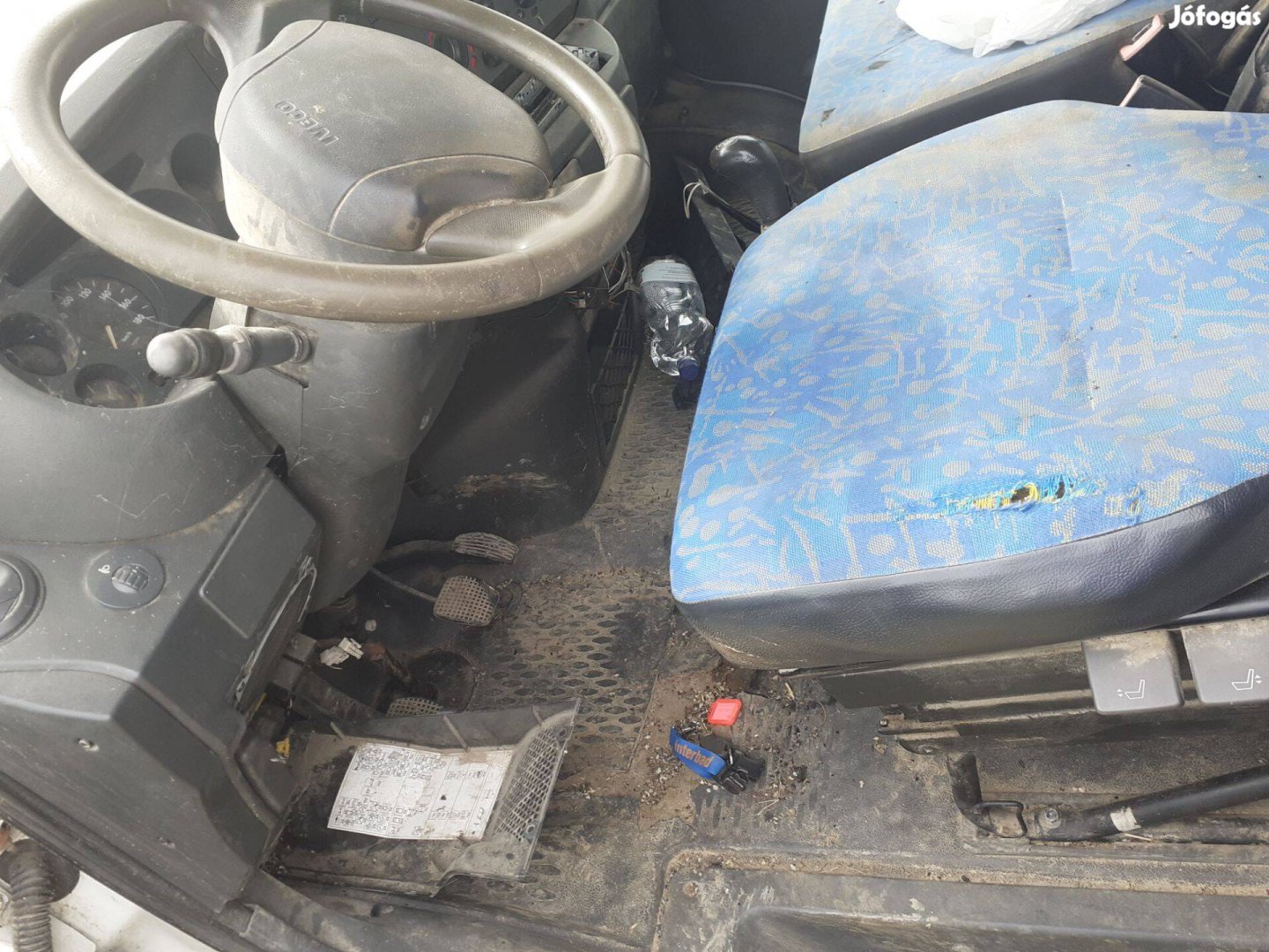 2004-es Iveco daily bal fényszóró