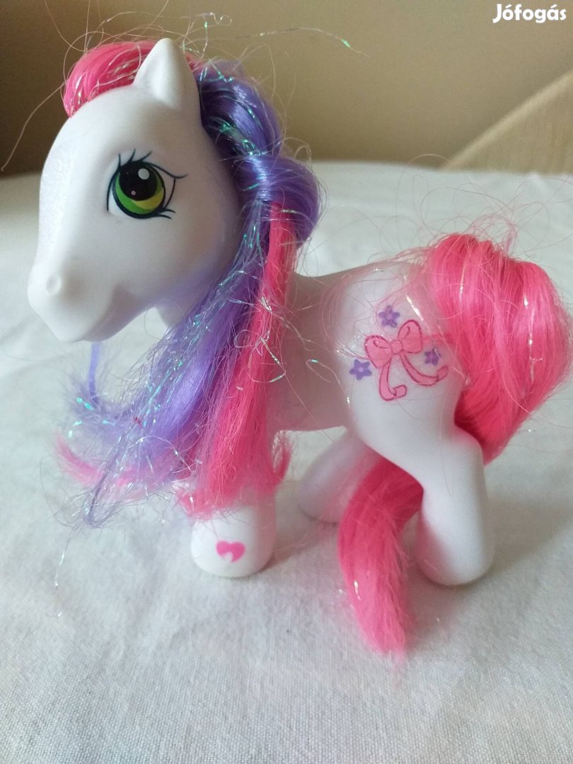 2005 Hasbro My Little Pony G3 Cute Curtsey