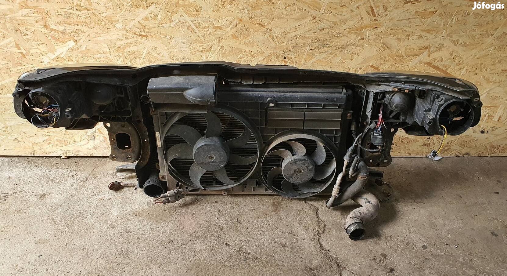 2005 VW Golf5 dízel Komplett homlokfal hűtősor 1.
