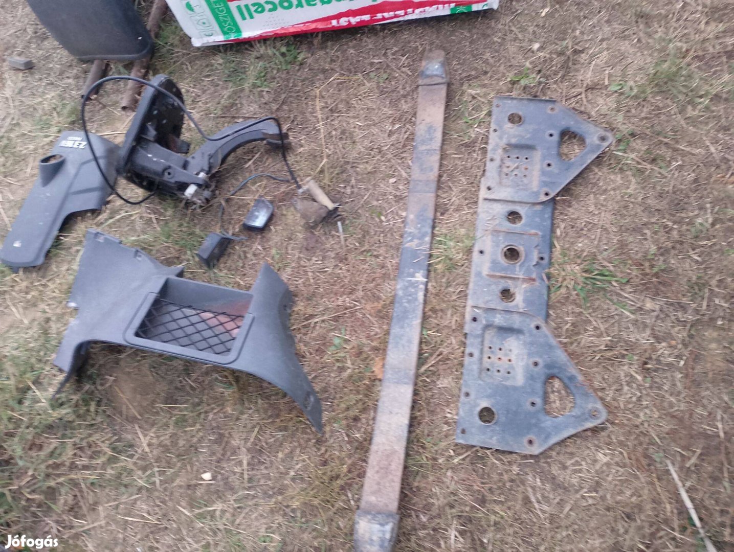 2005-ös Iveco daily keresztlaprugós bölcső alsó lemez