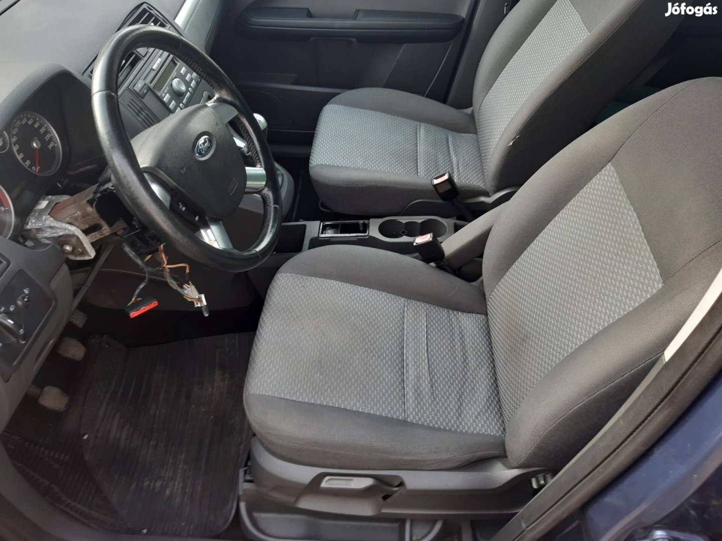 2006-os ford focus c-max karosszéria elemek 