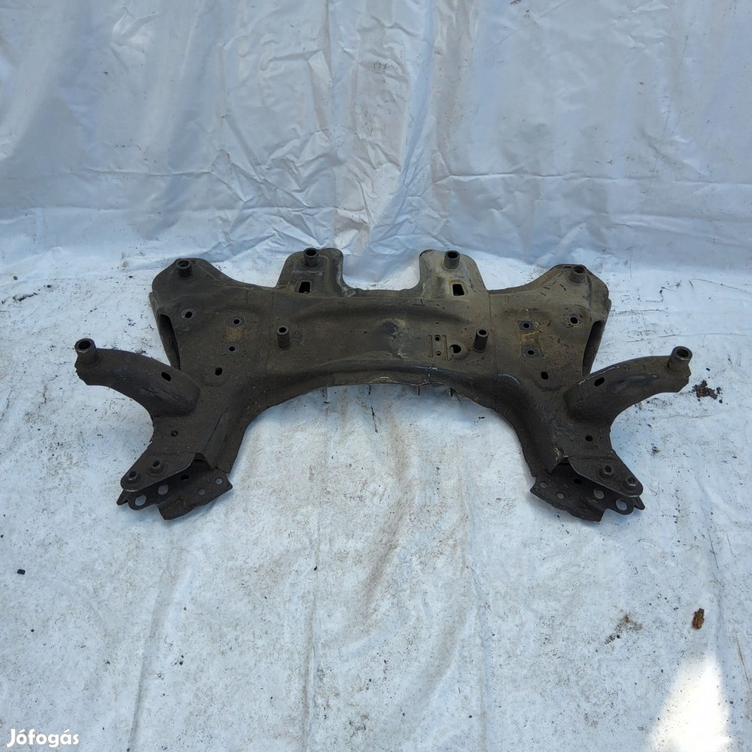 200755 Fiat Panda III. 2012-2024 első segédalváz (bölcső)