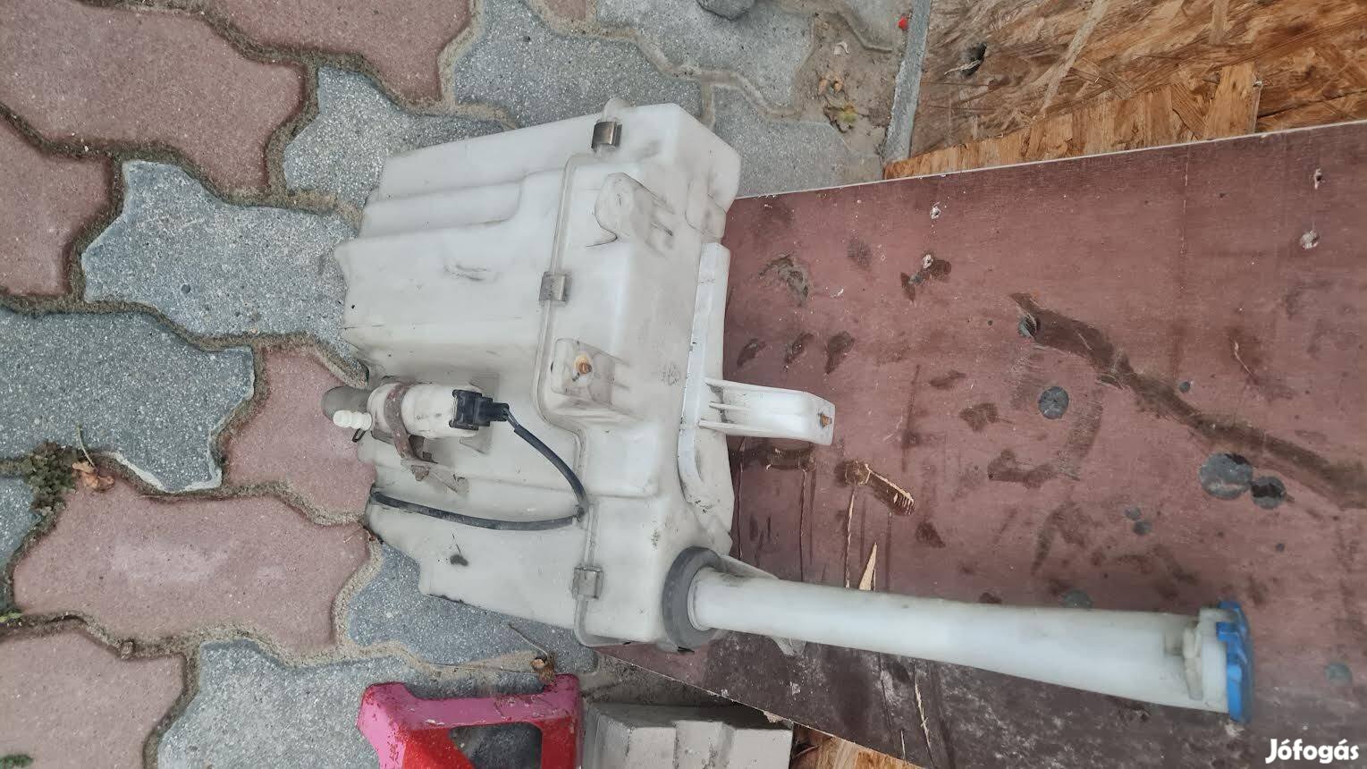 2007 Kia Sorento ablakmosó tartály eladó