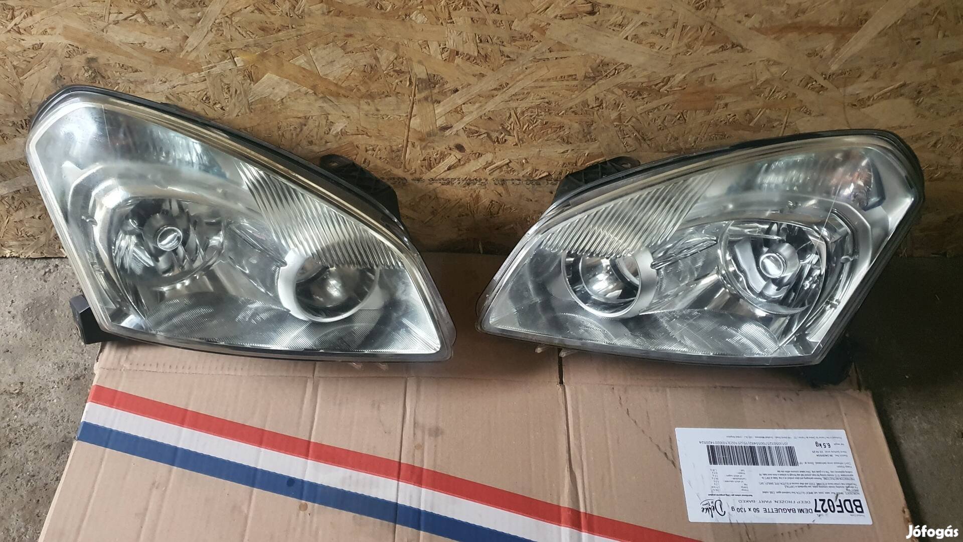 2008 Nissan Qashqai xenon fényszóró 24.12.06.
