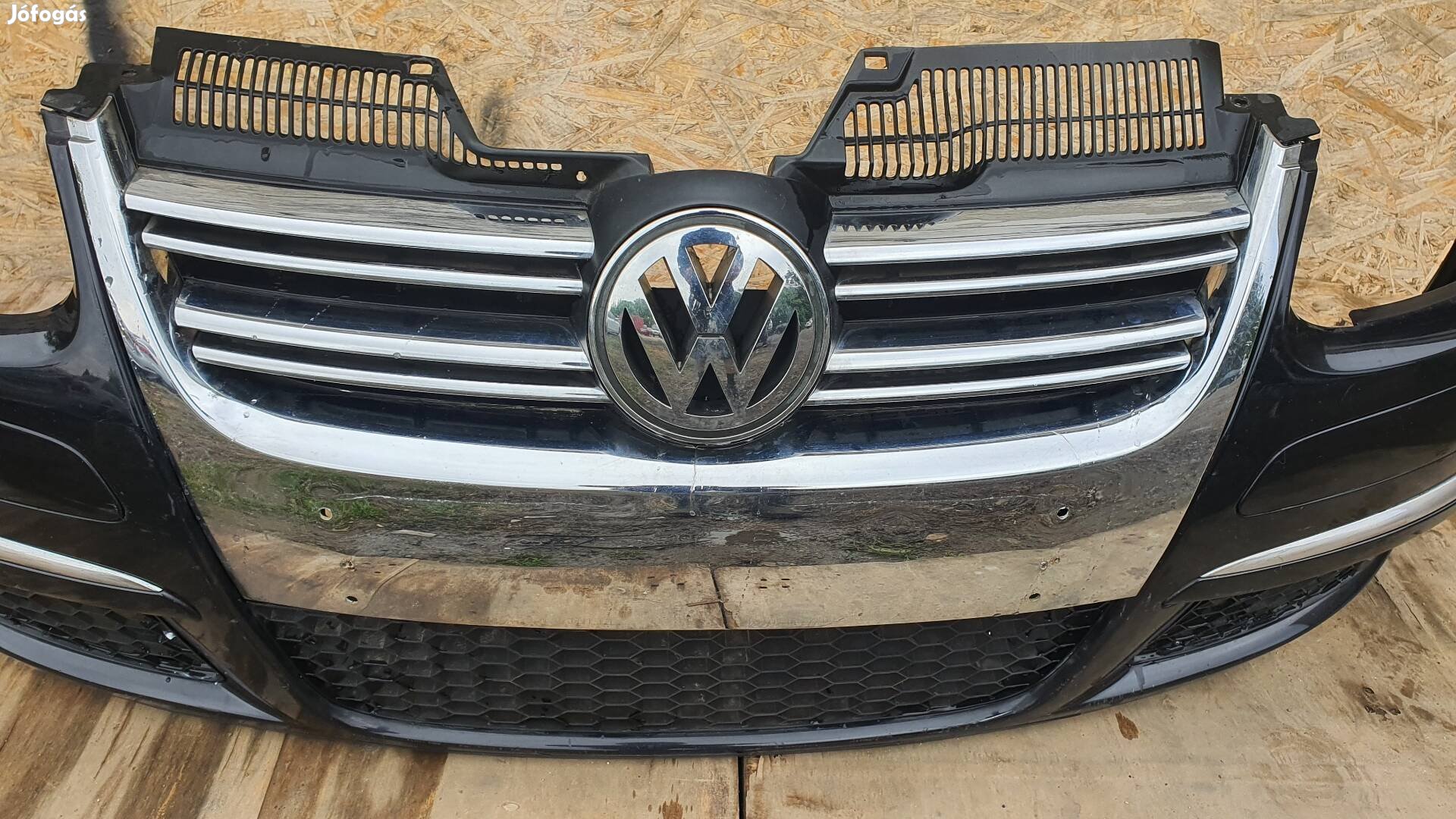 2008 VW Jetta Golf5 lámpamosós Első lökháritó  gyári