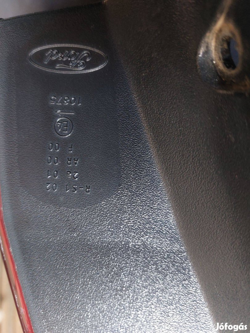 2008as Ford Fusion jobb hátsó lámpa