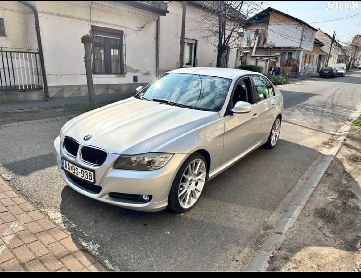 2009 BMW 318i e90