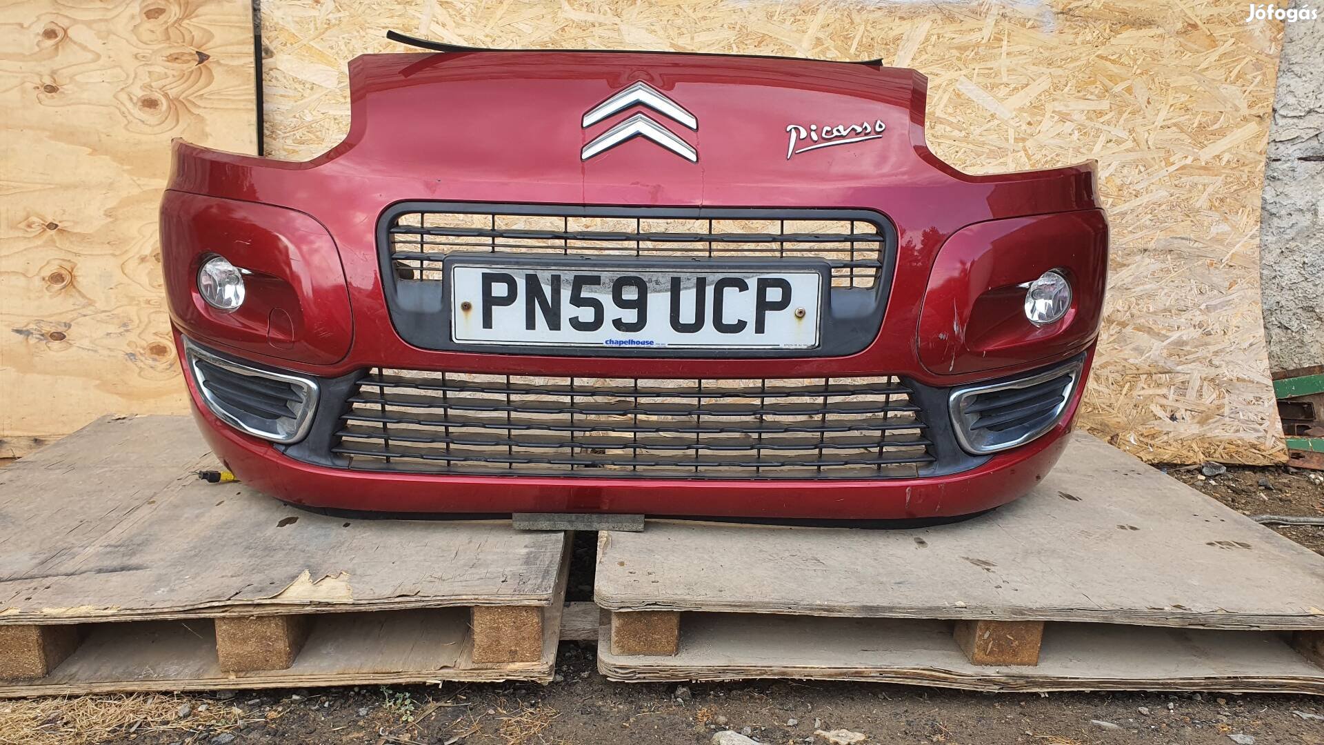 2009 Citroen C3 Picasso Első lökháritó diszrács 25.07.07.b