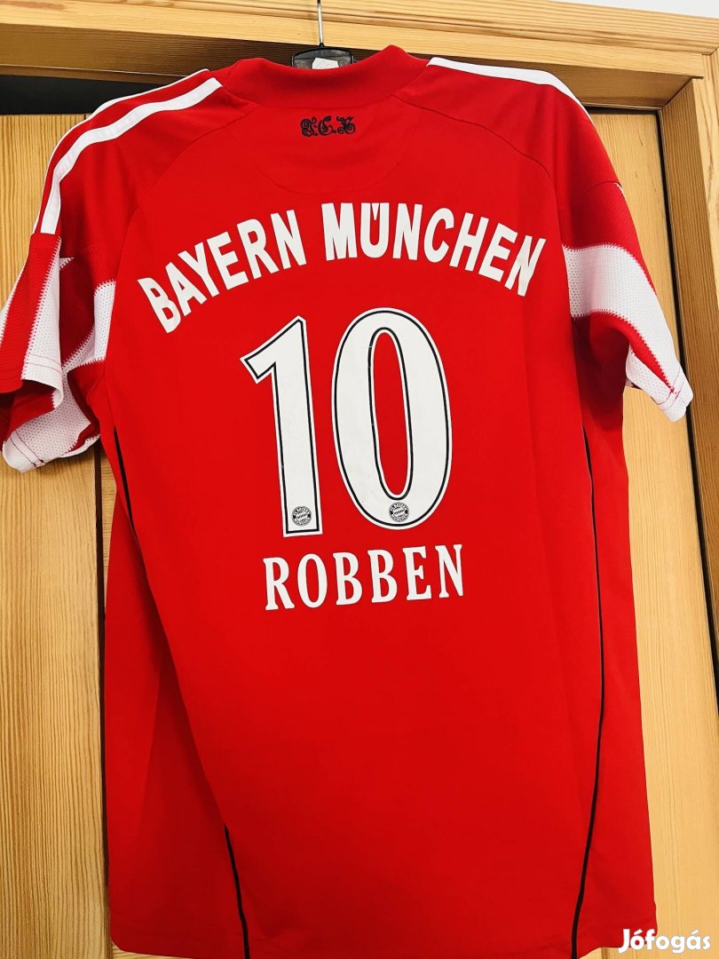 2010/11 Adidas Bundesliga Bayern München Robben játékosmez