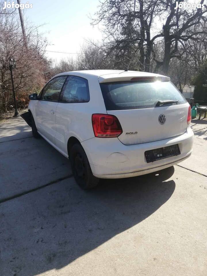 2011-es évjáratú VW Polo 6R 1.2 12v CPG motor Bontás