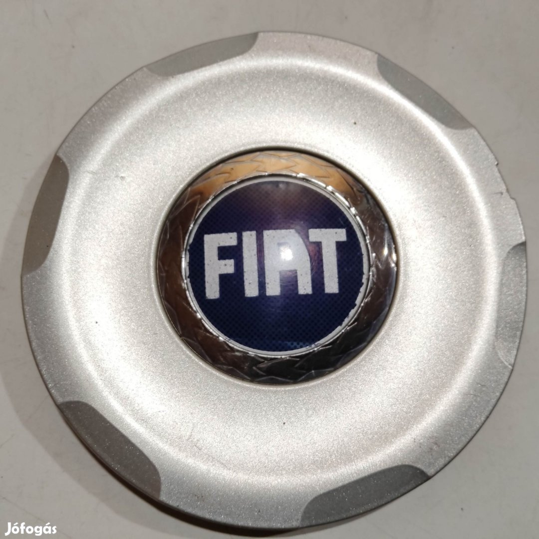 201267 Felni Stilo 17"-os alufelni közép kupak 50901050 , 50901044