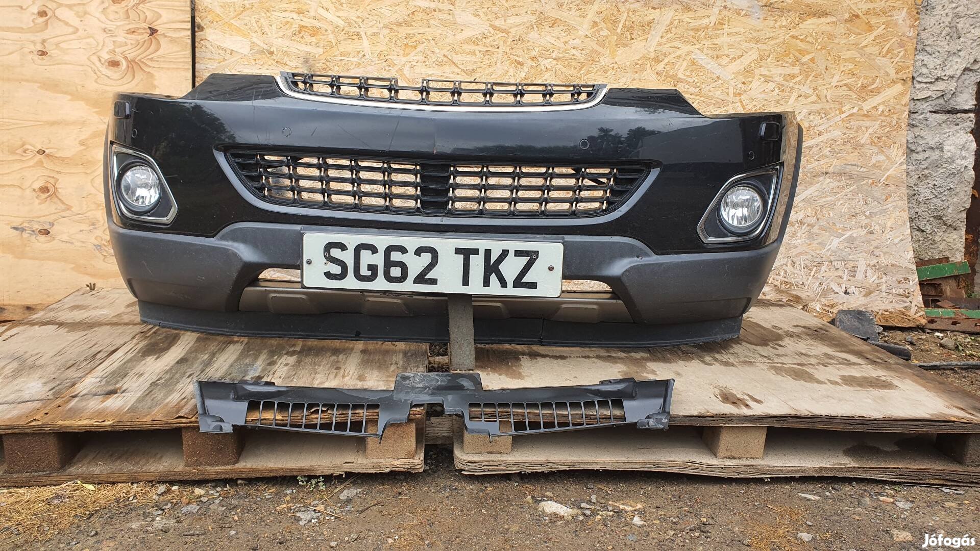 2012 Opel Antara lámpamosós radaros első lökháritó diszrács 25.07.09